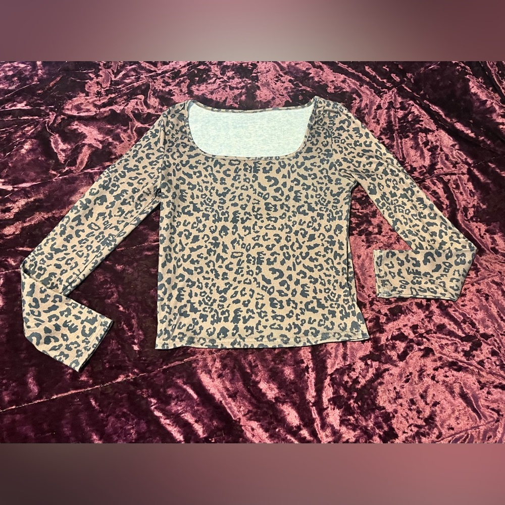 Ladies Fashion Top